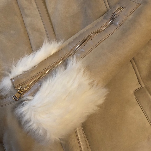 Partizia Pepe beige nude shearling coat size 40 - Picture 4 of 7